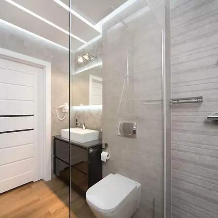 Nowoczesne W Centrum Krakowa Краков